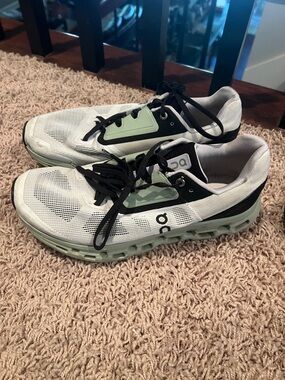 On Women's Running Shoes in White and Mint - Lightweight Performance